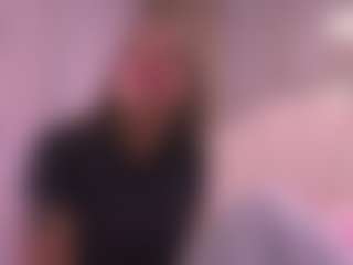 Live cam show with mssburbuja - Ebony on Uber Horny | colombia