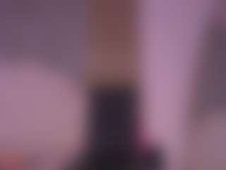Live cam show with mssburbuja - Black on Uber Horny