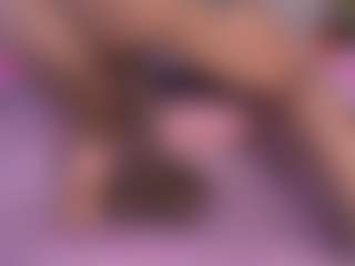 Live cam show with mssburbuja - Deepthroat on xxxlivecams.org