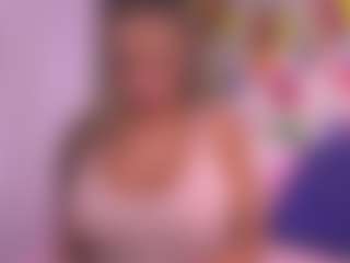 Live cam show with mssburbuja - Athletic Ebony on Hubzter Live