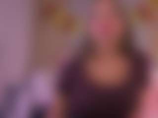 Live cam show with mssburbuja - Ebony MILF on Cam Slut