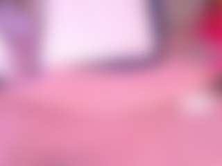 Live cam show with mssburbuja - Ebony MILF on Milfs Live