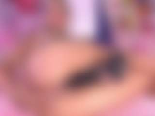 Live cam show with mssburbuja - Skinny Ebony on makecum.org