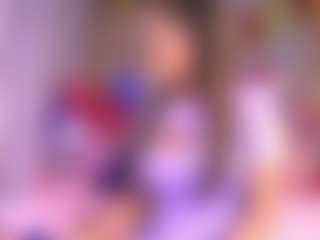 Live cam show with mssburbuja - Skinny Ebony on Camming Site