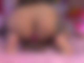 mssburbuja MILF webcam performer live streaming