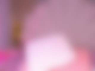 Live cam show with mssburbuja - Petite Teen (18+) on 1on1-livenow