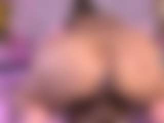 Live cam show with mssburbuja - Dildo Or Vibrator MILF on sexylivex.com