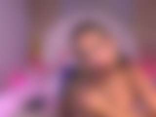 Live cam show with mssburbuja - Ebony on Camsoda.co | colombia