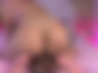 Live cam show with mssburbuja - Shaved Pussy MILF on Fling VIP Chat