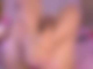 Live cam show with mssburbuja - Queer on Dare Cams