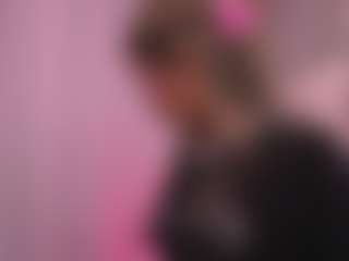 Live cam show with mssburbuja - Ebony Teen (18+) on StripNow