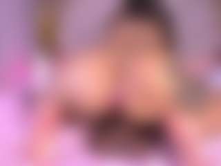Live cam show with mssburbuja - Bedroom Ebony on Mixed Magazine Live