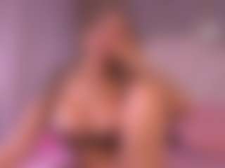 Live cam show with mssburbuja - Petite on Camsoda