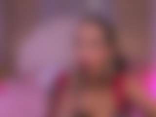Live cam show with mssburbuja - Petite Teen (18+) on livesuperchat.net
