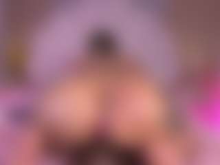 Live cam show with mssburbuja - Big Ass Big Tits on Camversity