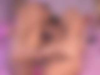 Live cam show with mssburbuja - Teen (18+) on Hubzter Live