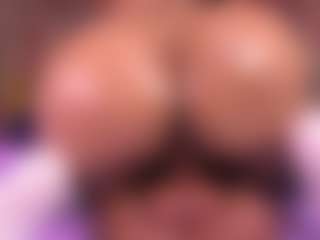 Live cam show with mssburbuja - Strip Ebony on StripNow | colombia