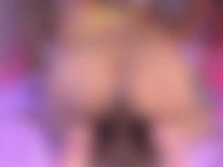 mssburbuja MILF webcam performer live streaming