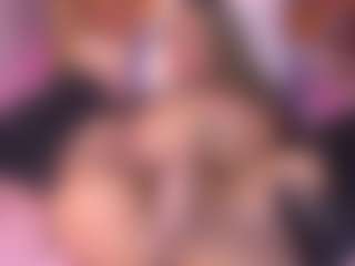 Live cam show with mssburbuja - Tease Black on Stripli.com
