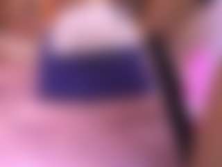 Live cam show with mssburbuja - Blonde Hair Petite on hrnylive.com