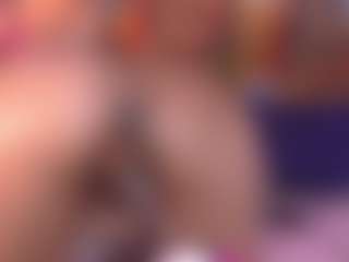 Live cam show with mssburbuja - Big Tits MILF on googirlz