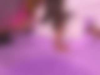 Live cam show with mssburbuja - Spank Black on SpunkLive