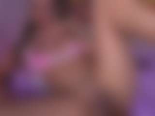 Live cam show with mssburbuja - Shaved Pussy on x69.live
