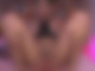 Live cam show with mssburbuja - Curvy Young Adult on LiveSexCams6