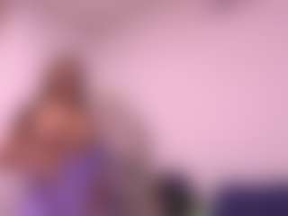 Show de cam en vivo con mssburbuja - Anal Toys en Camsoda