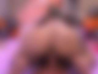Live cam show with mssburbuja - Culo on StripNow