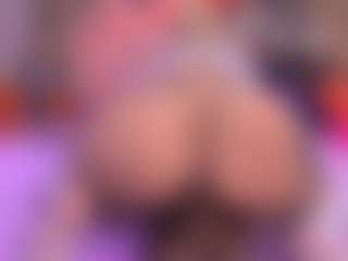 Live cam show with mssburbuja - Teen (18+) on CamClone
