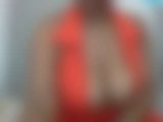 sassywithcurves100's Live Sex Cam Show