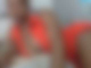 sassywithcurves100's Live Sex Cam Show