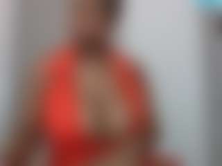 sassywithcurves100's Live Sex Cam Show