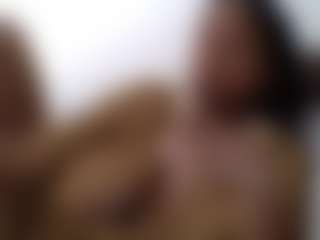 sassywithcurves100's Live Sex Cam Show