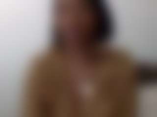 sassywithcurves100's Live Sex Cam Show