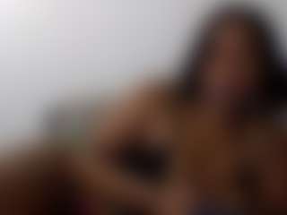 sassywithcurves100's Live Sex Cam Show