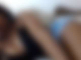 sassywithcurves100's Live Sex Cam Show