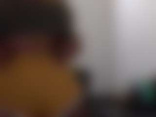 sassywithcurves100's Live Sex Cam Show