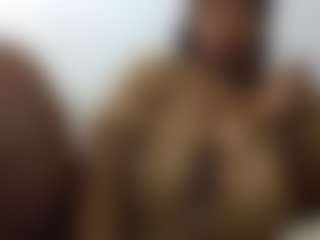 sassywithcurves100's Live Sex Cam Show