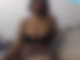 sassywithcurves100's Live Sex Cam Show