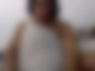 sassywithcurves100's Live Sex Cam Show
