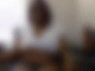 sassywithcurves100's Live Sex Cam Show
