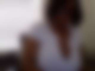 sassywithcurves100's Live Sex Cam Show