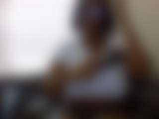 sassywithcurves100's Live Sex Cam Show