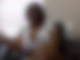 sassywithcurves100's Live Sex Cam Show