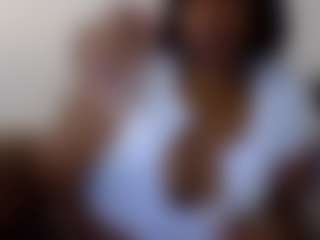 sassywithcurves100's Live Sex Cam Show