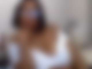 sassywithcurves100's Live Sex Cam Show