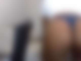 Sassywithcurves100