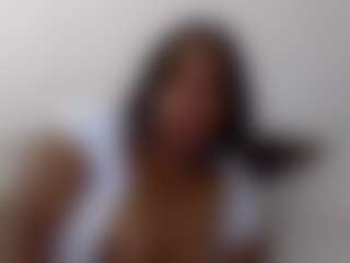 sassywithcurves100's Live Sex Cam Show